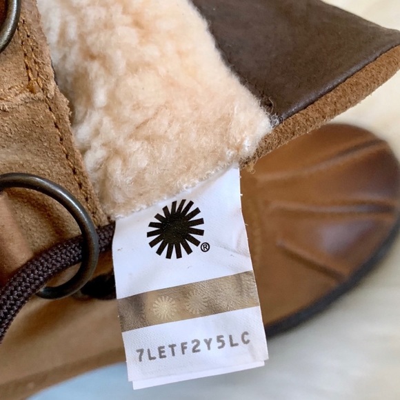 UGG Chestnut Azaria Waterproof Duck Boots - Picture 7 of 8